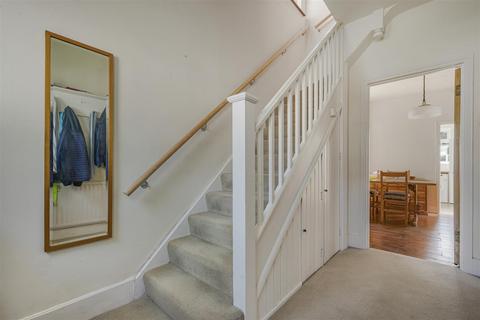 4 bedroom semi-detached house for sale, Siward Road, Bromley