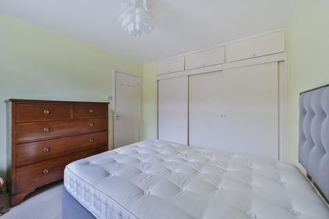 Chester Court, Regent's Park, London, NW1