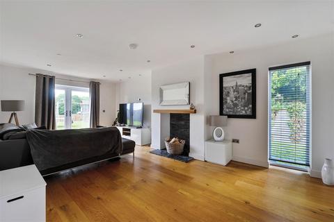 4 bedroom detached house for sale, Holywell Gutter Lane, Hereford