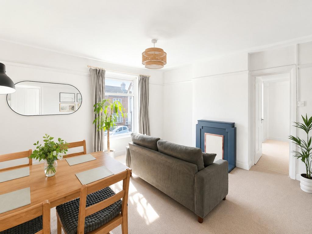 Queenstown Road, SOUTHAMPTON - View 5