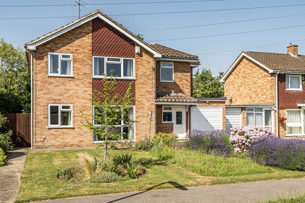 Detached house exterior, driveway, garden