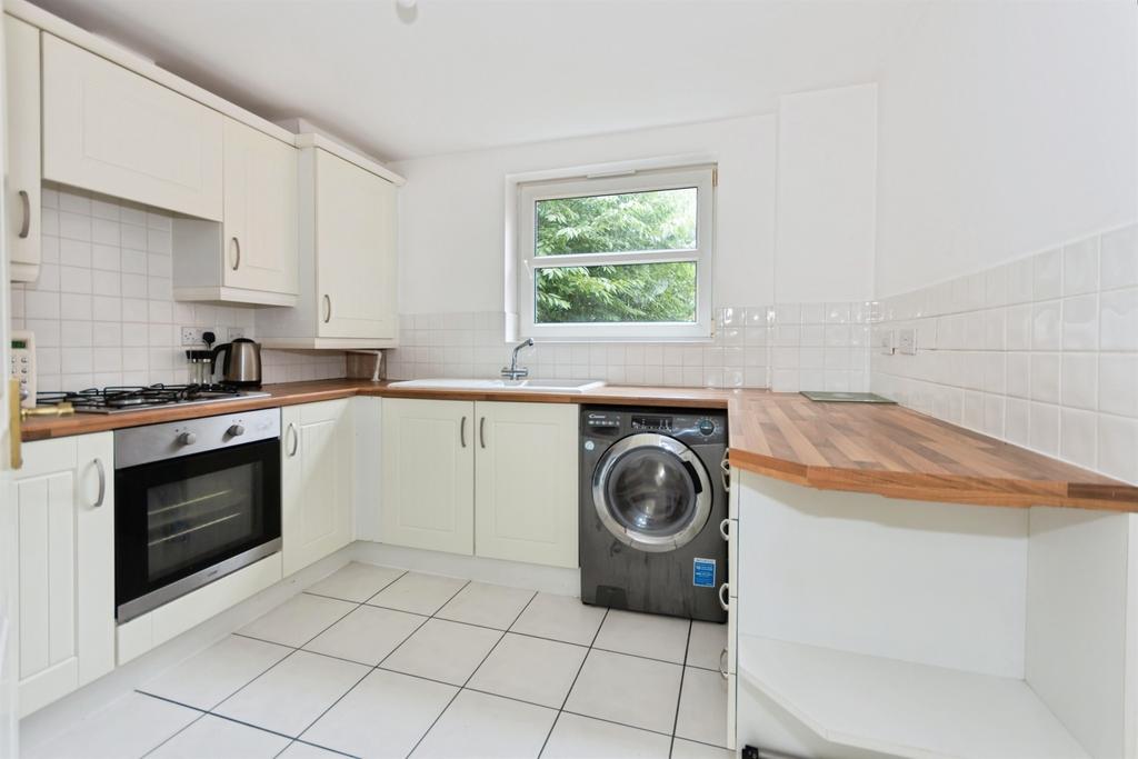 Apartment in Birmingham, Acocks Green - View 5