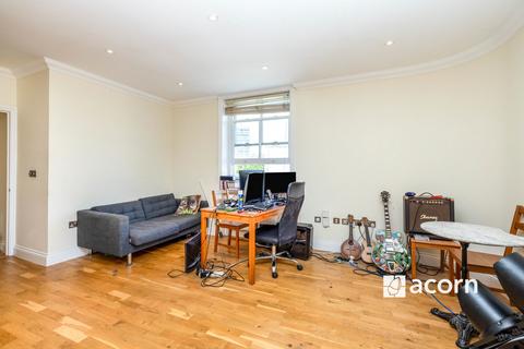 2 bedroom flat to rent, 2 Belinda Road Brixton SW9