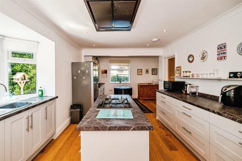 3 bedroom detached bungalow for sale, Widewater Close, LANCING