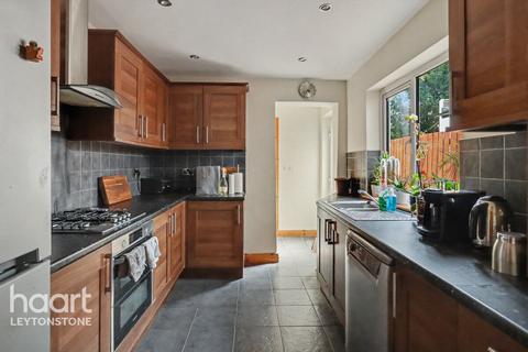 4 bedroom terraced house for sale, Matcham Road, London