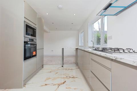 3 bedroom terraced house for sale, Spalding Drive, Manchester, Greater Manchester, M23
