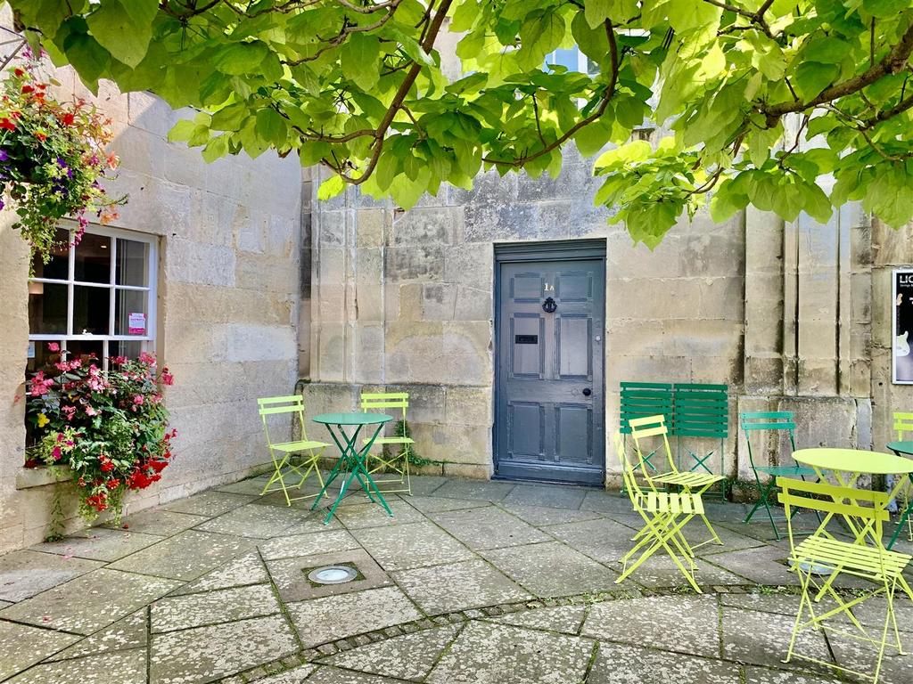 2 bedroom flat to rent