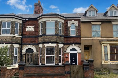 3 bed terraced house for rent in Wolverhampton Road, Stafford, ST17