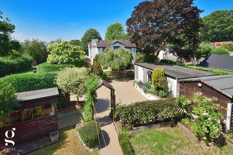 3 bedroom detached house for sale, Upleadon, Gloucestershire, GL18 1EL
