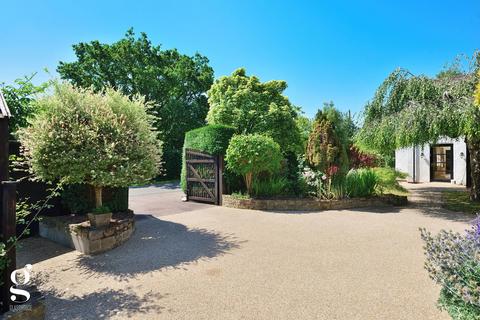 3 bedroom detached house for sale, Upleadon, Gloucestershire, GL18 1EL