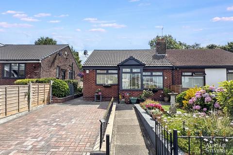 1 bedroom bungalow for sale, Mendip Close, Chadderton