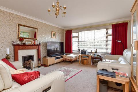 4 bedroom detached bungalow for sale, Slindon Avenue, Peacehaven, East Sussex