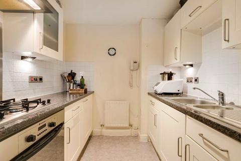 1 bedroom flat to rent, Bourne Place, London W4