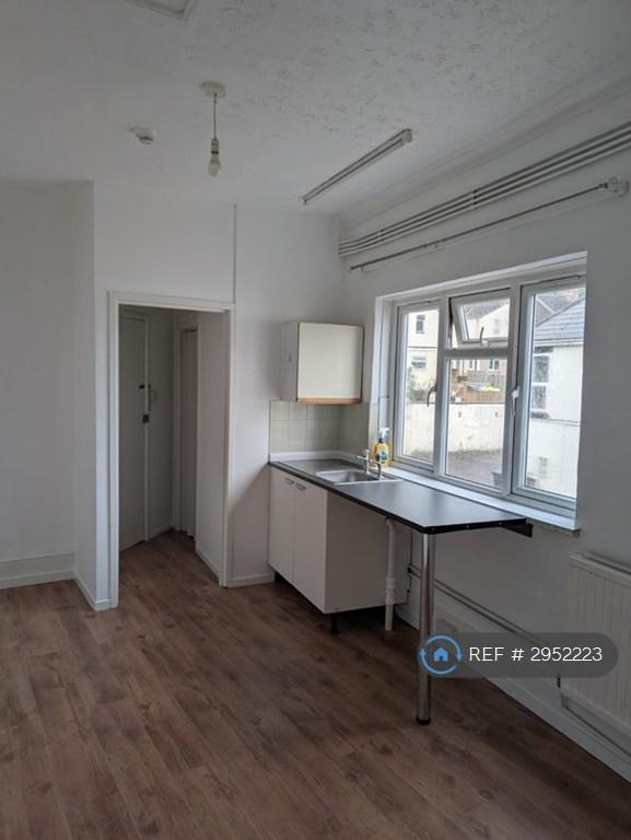 Studio to rent