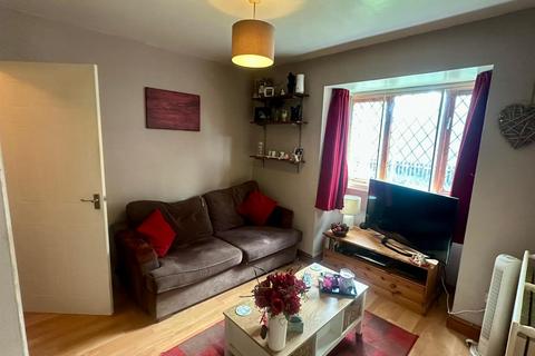 1 bedroom semi-detached house for sale, Regent Gardens, Hereford