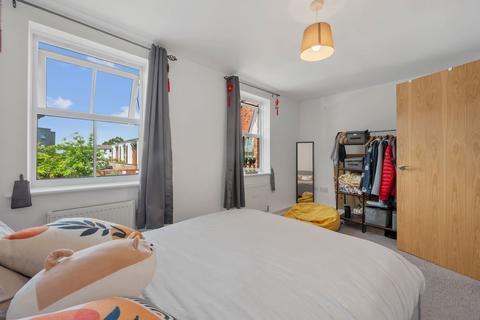 undefined, Holywell Drive, Warrington, WA1