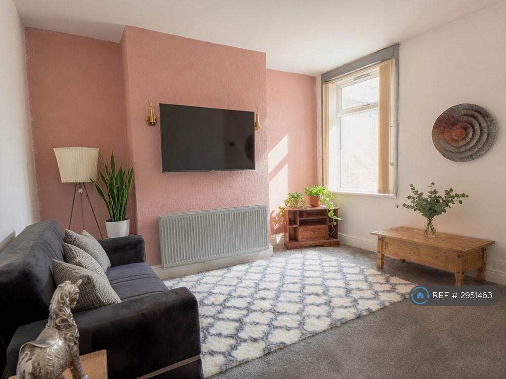 Kirkman Avenue, Manchester, M30 - View 3