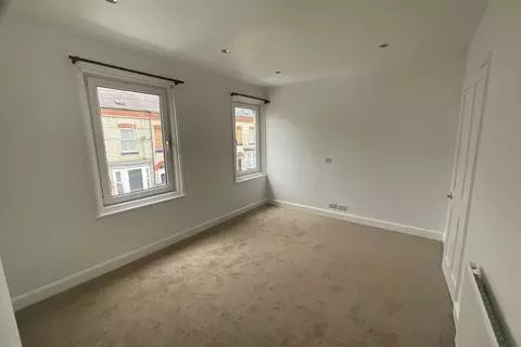 2 bedroom terraced house to rent – pohled 3