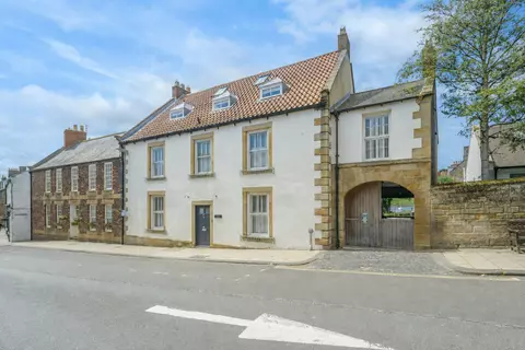 8 bedroom house for sale, Alnmouth