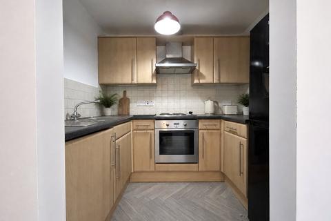undefined, Lauren Close, Springhead, Saddleworth, OL4