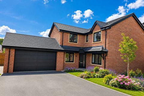 5 bedroom detached house for sale, The Oaks, Keele ST5