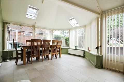 4 bedroom detached house for sale, Aldbourne Avenue, Reading RG6