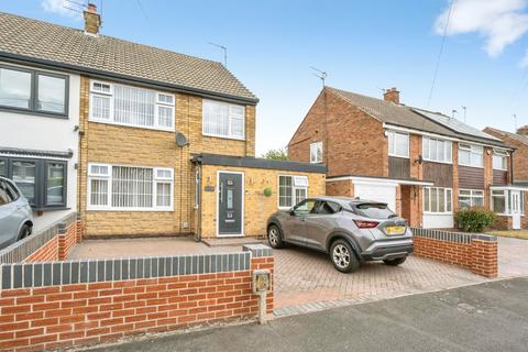 4 bedroom semi-detached house for sale, Cleveland Way, Hatfield, Doncaster