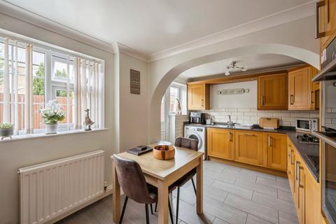 4 bedroom semi-detached house for sale, Cleveland Way, Hatfield, Doncaster