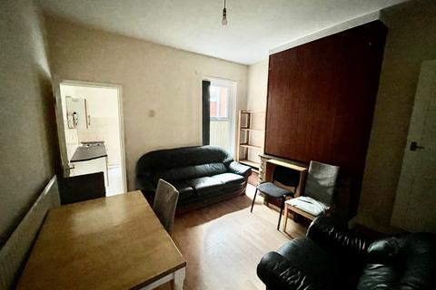 4 bedroom house to rent, Alton Road, Birmingham, B29