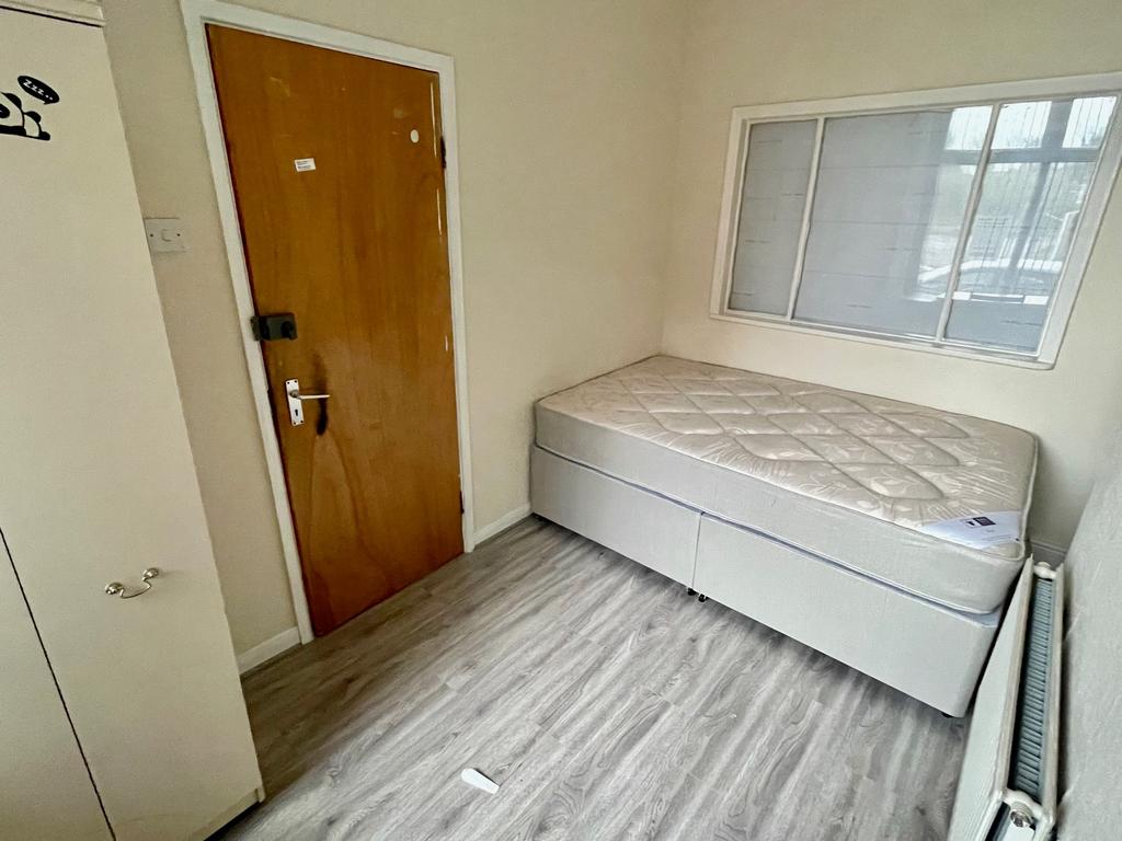 Selly Hill Road, Birmingham, B29 - View 2