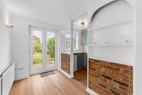 2 bedroom cottage for sale, New Town, Codicote, SG4