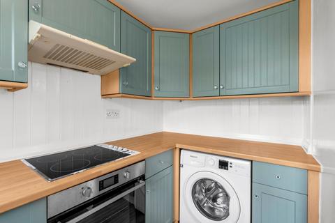 2 bedroom cottage for sale, New Town, Codicote, SG4