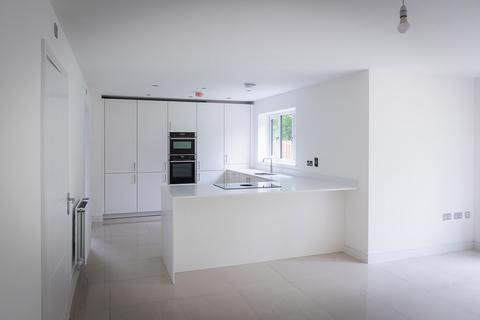 5 bedroom detached house for sale, The Oaks, Keele ST5