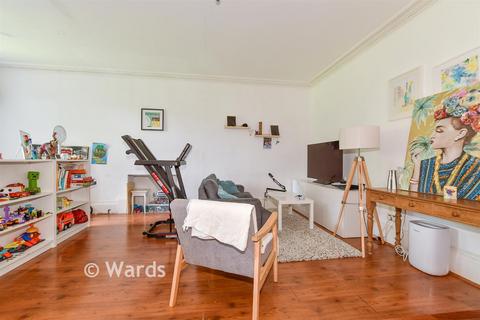 1 bedroom ground floor flat for sale, 27 Oaten Hill, Canterbury CT1