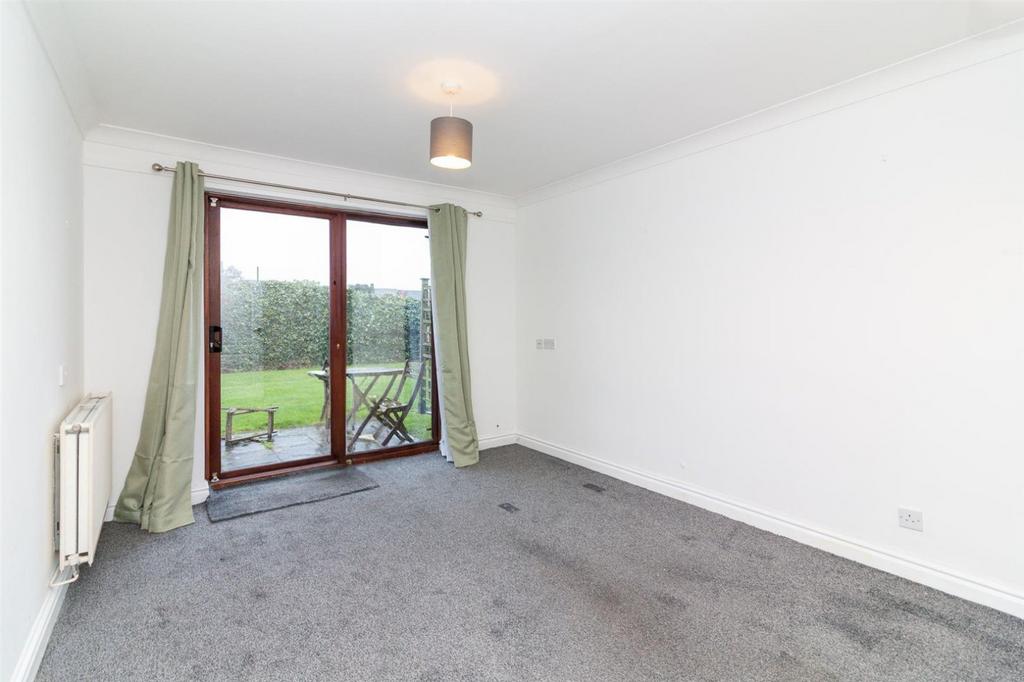 House in Rushcliffe, Compton Acres - View 3