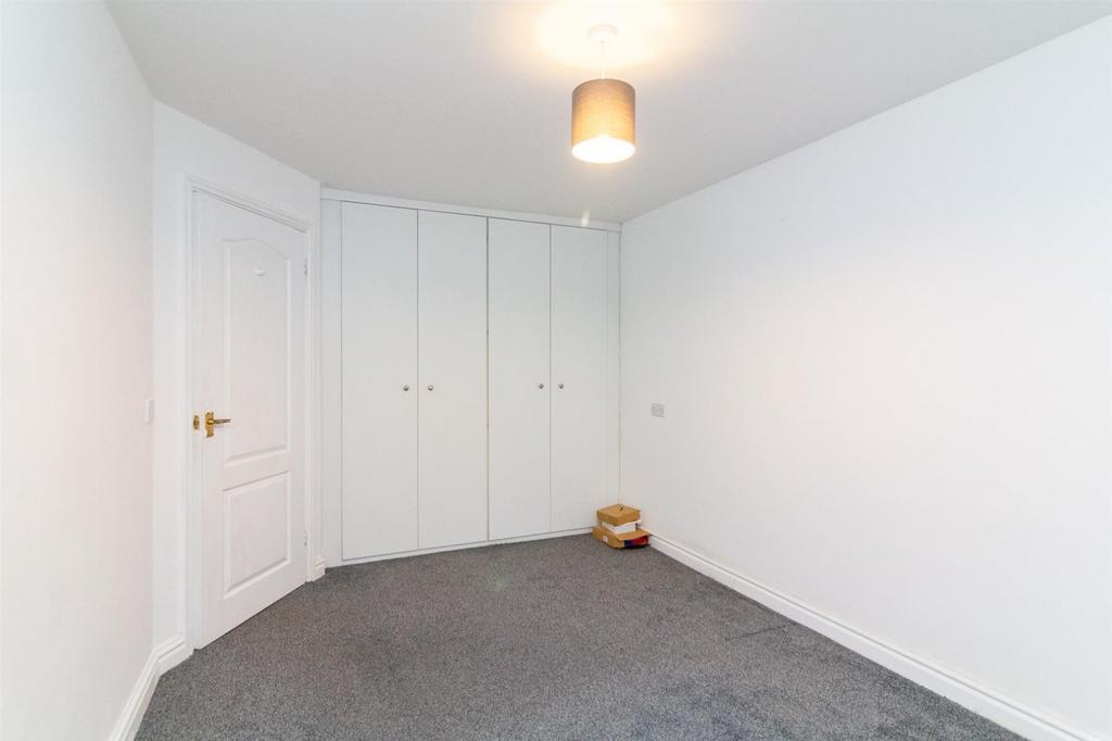 House in Rushcliffe, Compton Acres - View 4