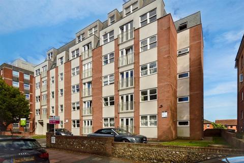 1 bedroom flat to rent, St Leonards Road, Eastbourne