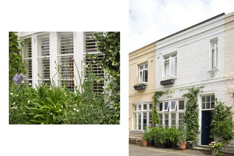 2 bedroom mews for sale, Burton Mews, Belgravia, London, SW1W