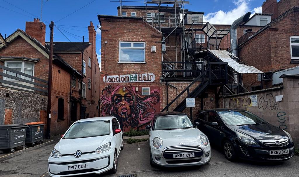House in Leicester, City of Leicester - View 4
