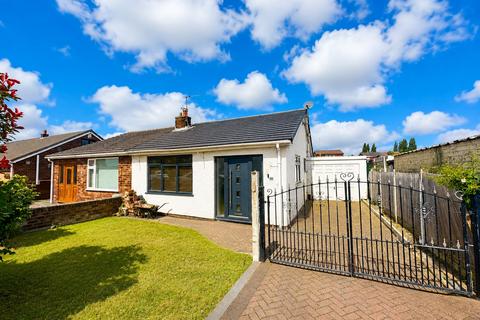 3 bedroom semi-detached bungalow for sale, Alders Green Road, Hindley, WN2