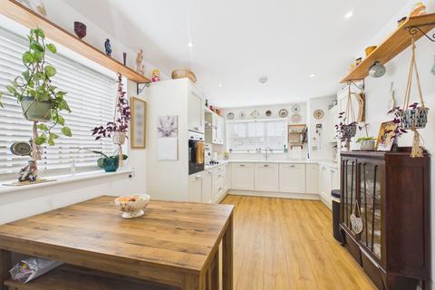 2 bedroom detached bungalow for sale, Morley Hill, Stanford-Le-Hope, SS17