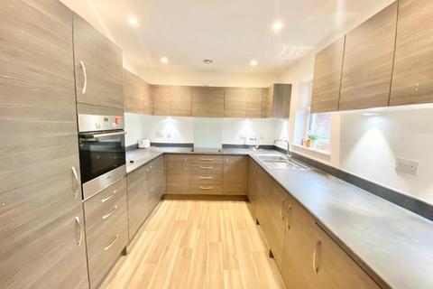 4 bedroom terraced house for sale, Mersey Road, London E17