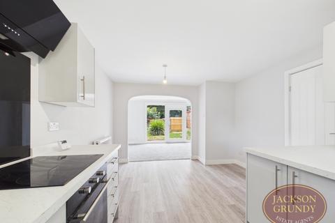 3 bedroom terraced house for sale, Pikemead Court, Blackthorn, NN3 8QB