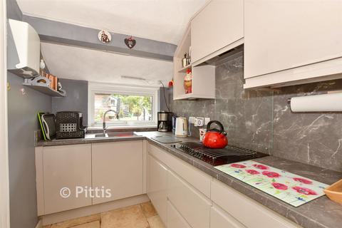 2 bedroom detached bungalow for sale, Denness Road, Sandown PO36