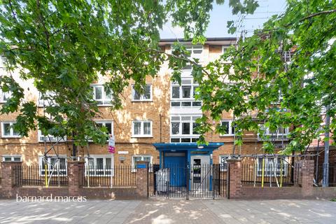2 bedroom flat for sale, Binfield Road, London