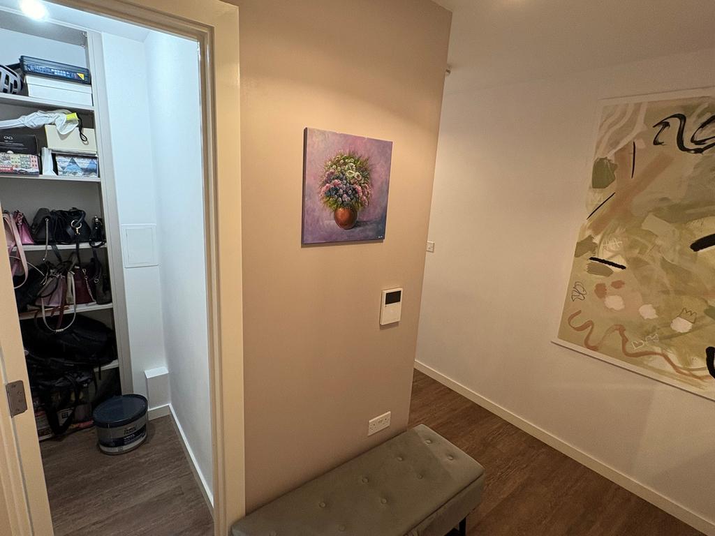 Walk-in wardrobe