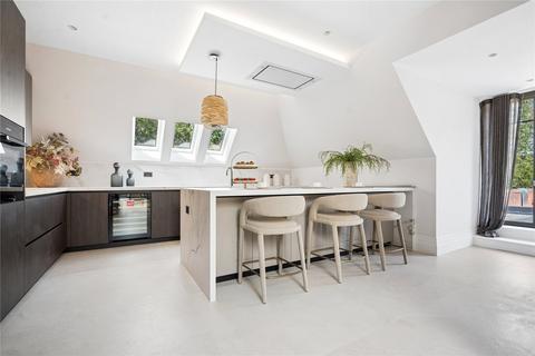 2 bedroom apartment for sale, Wildacre, The Woods, Northwood, Hertfordshire, HA6