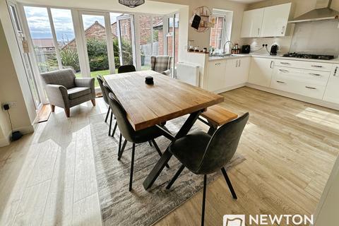 4 bedroom detached house for sale, Hargate Lane, Newton Solney, Burton-on-Trent, DE15