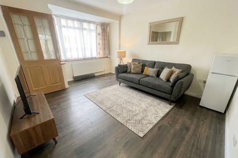 3 bedroom terraced house to rent, Eastcote Lane, Harrow, HA2