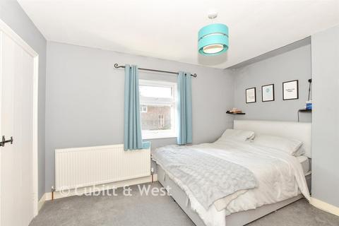 3 bedroom end of terrace house for sale, North Row, Uckfield, East Sussex